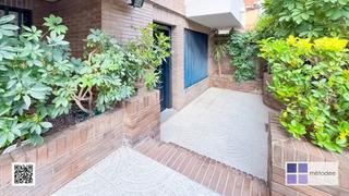 Rent Office space  Carrer del doctor roux. Oficina en planta baja con acceso directo en sarrià – c/ doctor