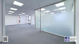 Lloguer Oficina  Carrer de frederic mompou. Oficina luminosa en edificio corporativo – sant just