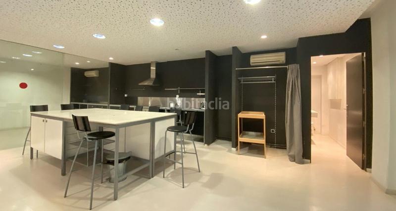 Foto a0c6da6f-338c-4939-9304-a74269d28b72. Rent office space with heating in Tres Torres Barcelona