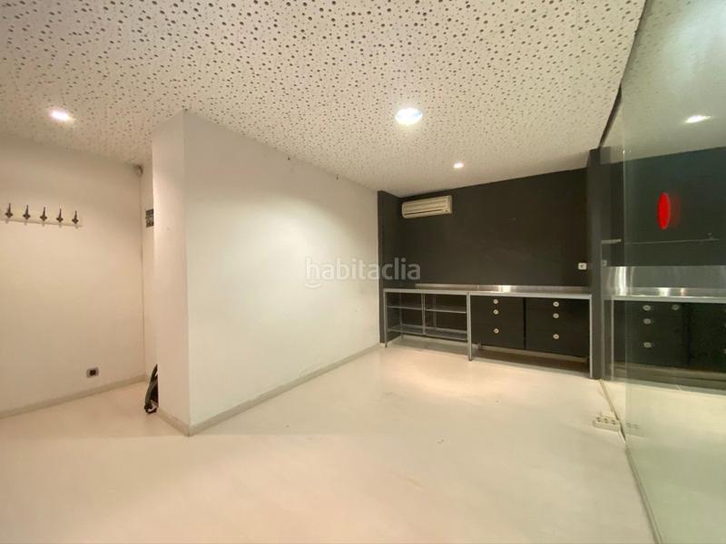 Foto cb5cdbe7-bffc-4237-a274-7de6f1776161. Rent office space with heating in Tres Torres Barcelona