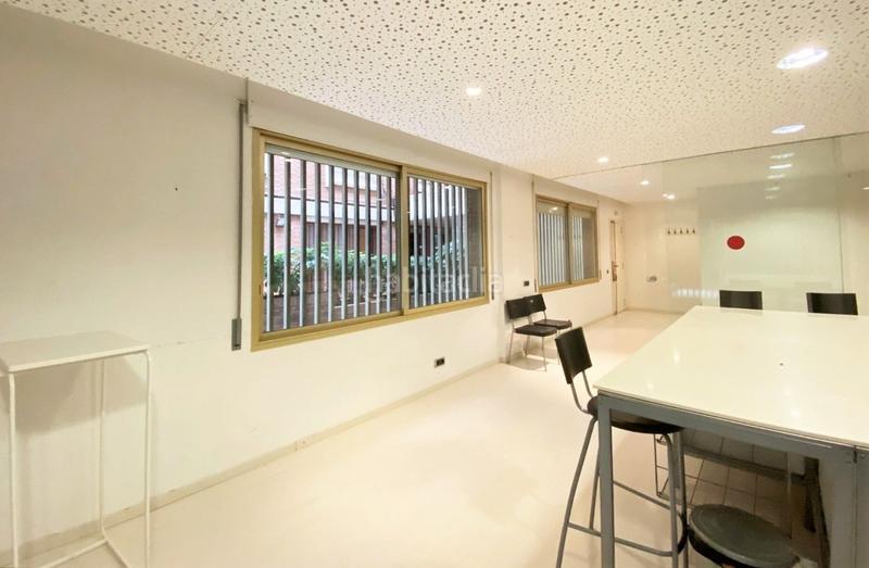 Foto dc76a73e-8bbd-430c-bb54-55420c18f1d6. Rent office space with heating in Tres Torres Barcelona