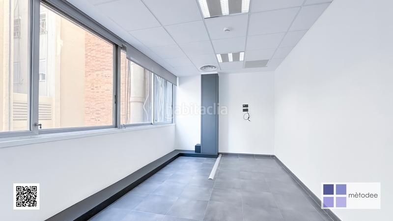 Foto 0008705b-e684-444c-9842-c9babfec9556. Location bureau avec chauffage dans L´Antiga Esquerra de l´Eixample Barcelona