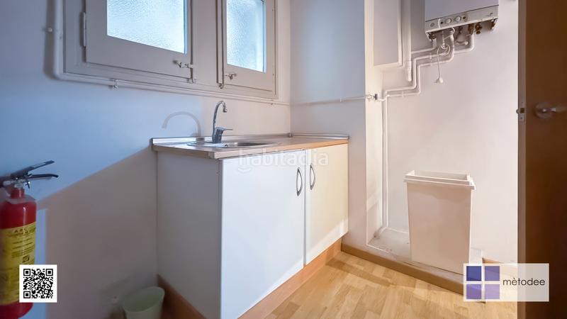 Foto 3ebb9a63-5b49-4da5-bb28-bce237d7267f. Rent office space with heating in Sant Gervasi - Galvany Barcelona