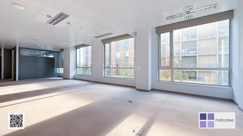 Foto bacd806d-aaf0-45f8-b7d3-85e36bd44bdd. Miete büro in carrer de veneçuela 105 in Provençals del Poblenou Barcelona