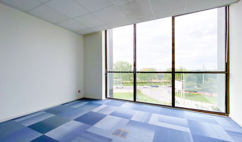 Foto 5b72daa9-b71e-4583-8fa6-ca9f7954cc04. Rent office space with heating in Centre Sant Just Desvern