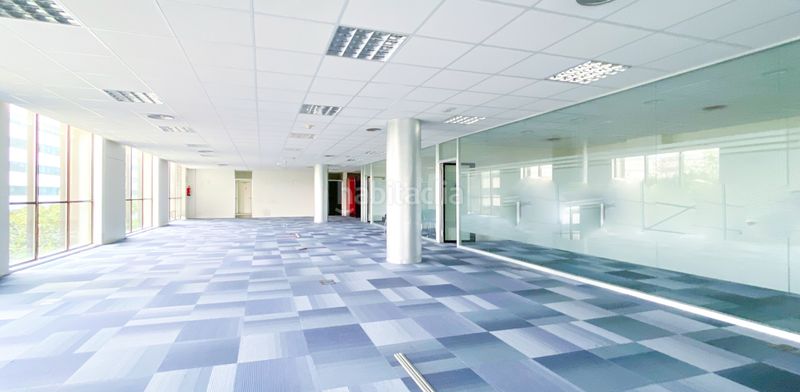 Foto 796e1b66-ff9e-4e1d-8ae9-df6570094c41. Rent office space with heating in Centre Sant Just Desvern