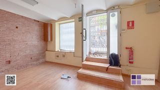 Geschäftsraum  Carrer de sant antoni maria claret. Planta baja a pie de calle con doble escaparate en sant antoni m