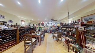 Casa bifamiliare in Calle tendruy 16. Exclusiva casa de lujo en venta en tremp