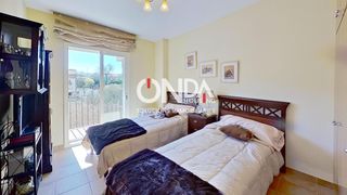 Casa aparellada a Calle tendruy 16. Exclusiva casa de lujo en venta en tremp