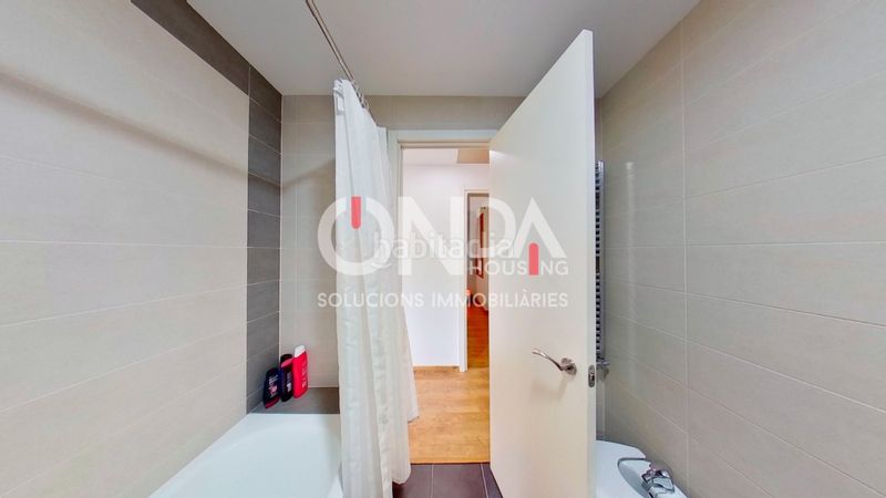 Foto ce8ef36a-a931-4fac-8cdb-e2b39910c9f6. Apartament amb calefacció a Pobla de Segur (La)