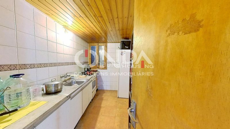 Foto 154b823a-8772-4ae8-a8a9-8893b965b34d. Casa a carrer escaleta 22 a Sort