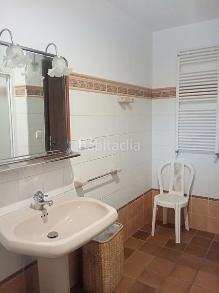 Foto c6e362c2-fdc5-47b8-a9f3-8d232c234662. Xalet amb calefacció piscina a Potríes