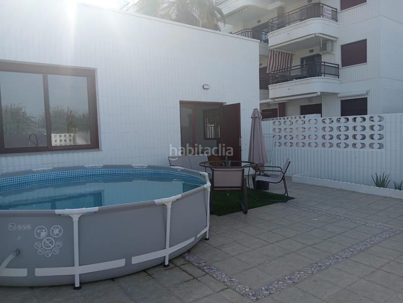 Foto 50a17cdb-c1c5-4eb8-a7da-f00f6cca164e. Casa pareada bonito pareado a 50m del mar. en Daimús