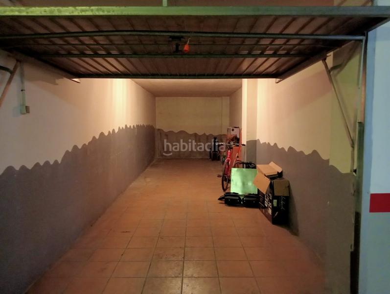 Foto bacfc353-55d9-4c50-bf0c-af1c9323de49. Autoparkplatz in carrer colón 23 in Centro Histórico Gandia