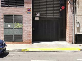 Parking voiture à Beniopa - Sant Pere. Cochera en venta