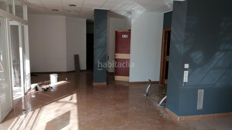 Foto c088a2de-e13d-45ac-ac59-e76693a9428f. Affitto locale commerciale con riscaldamento in Plaza Elíptica - República Argentina Gandia