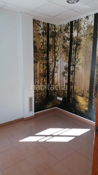 Foto 14e0b54b-3130-4449-af6b-2785b8f2ce92. Rent business premise with heating in Plaza Elíptica - República Argentina Gandia