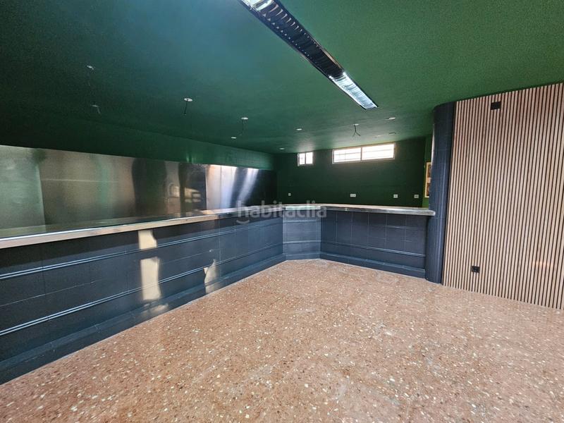 Foto c847b6cd-7cc6-48cd-8e28-c4b5dbb4a760. Location local commercial dans plaça del temple 1 dans Gandia