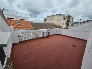 Casa adossada a Villalonga. Casa reformada en villalonga