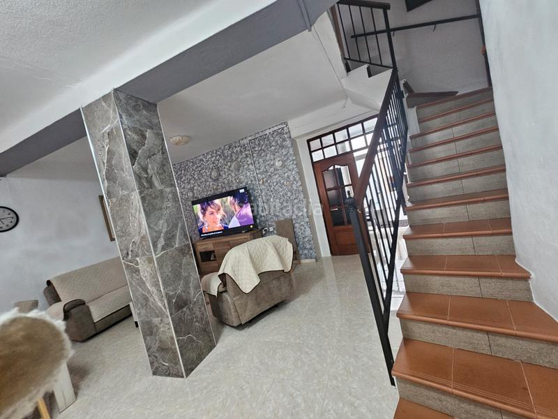 Foto f872e956-e6bc-4aad-8df1-12a89760b1a5. Casa adossada a Villalonga