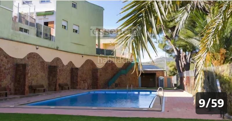 Foto 3a8808f6-bf3a-4143-859d-935b4fc40ed9. Casa adossada amb xemeneia calefacció aparcament piscina a Almoines