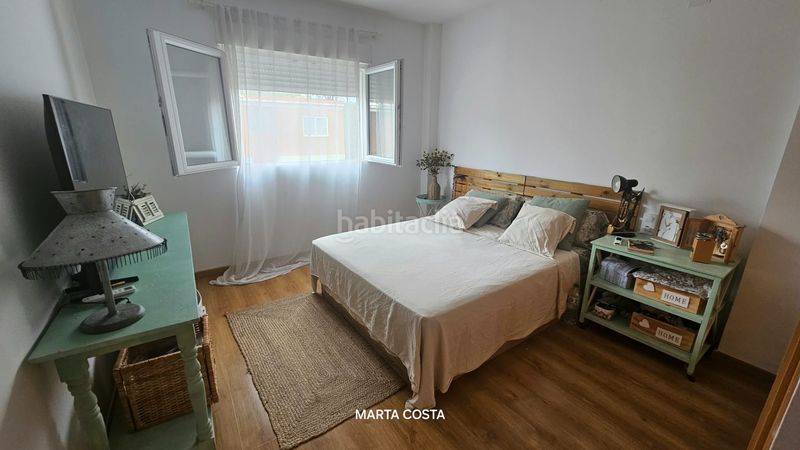 Foto 7a7d8002-9c8e-42a6-9a69-fa47784e6d8d. Casa adossada amb xemeneia calefacció aparcament piscina a Almoines