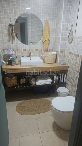 Foto e27be679-404f-48bb-96f5-aad3b0f2068f. Casa adossada amb xemeneia calefacció aparcament piscina a Almoines