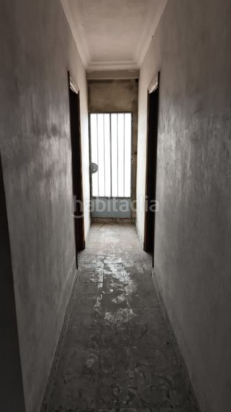 Foto 2a29196d-8218-4e9c-8688-65488b89a0c7. Casa amb aparcament a Bellreguard