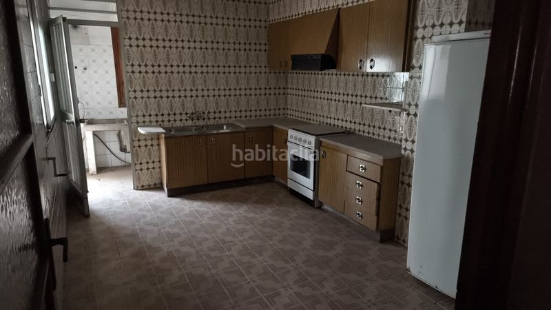 Foto c2ff562d-a8ee-40a7-864a-7f65f5b5dc2f. Casa amb aparcament a Bellreguard