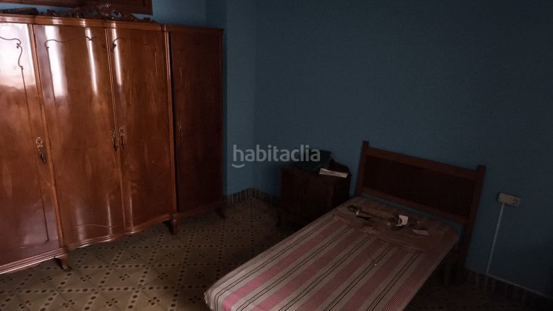 Foto f50d0371-f2f6-4e3c-9b22-a97b694e8f73. Casa amb aparcament a Bellreguard