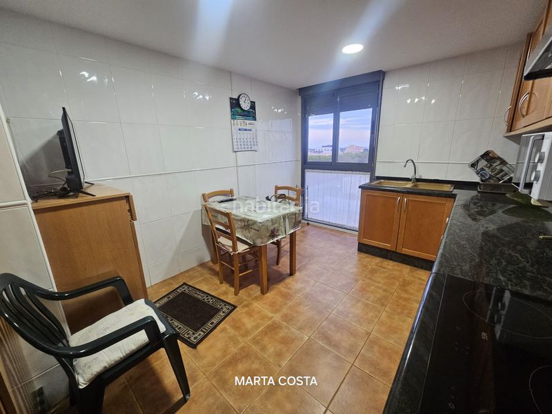 Foto f823ccc6-9189-4042-bbf5-72ee85718244. Pis amb calefacció aparcament a Corea Gandia