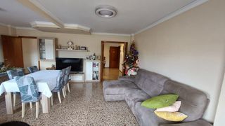 Etagenwohnung  Carrer de ausias march 3. Luminosidad y amplitud en almoines! piso de 110 m² impecable y l