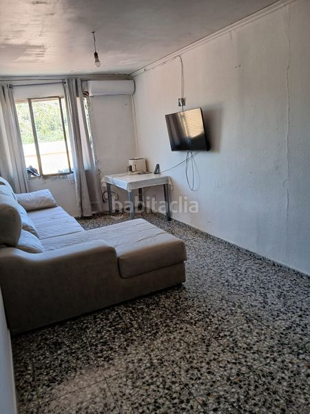 Foto a1a1c7e4-f246-4ae9-aba9-fbf42cc2aab5. Edifici a Beniopa - Sant Pere Gandia