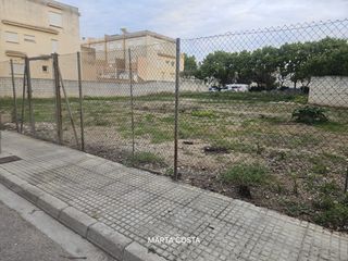 Terreno residenziale in Carrer simat de la valldigna 7. Excelente oportunidad de inversión en parc nord gandia