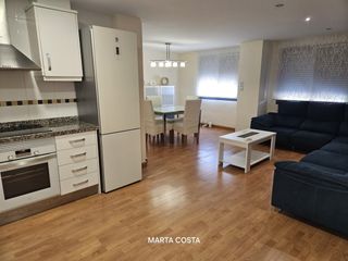 Flat  Carrer 25 d'abril 25. ¡oportunidad en almoines! piso juvenil, totalmente exterior y li