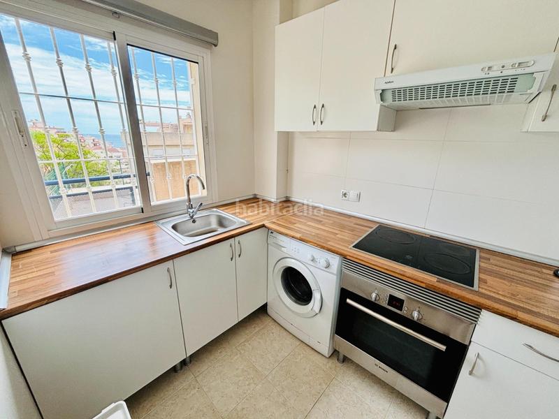 Foto c213d44c-9450-4210-a01e-e71af69d88dd. Dúplex en calle timón 65 estupendo atico duplex con vistas al mar en Benalmádena