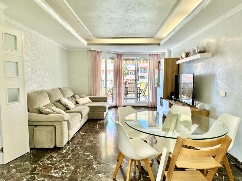 Foto 6858f29d-3a0f-4271-b94b-4224394b8209. Piccolo appartamento in calle el roble 20 in Torreblanca del Sol Fuengirola