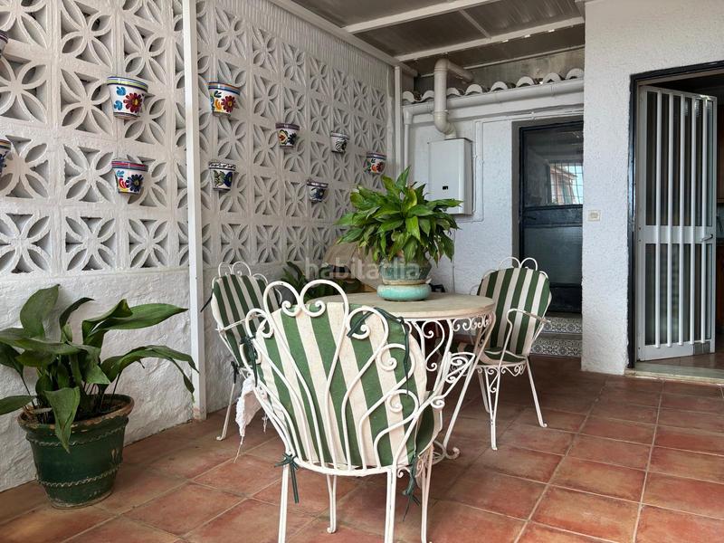 Foto 277b590f-e684-4d76-b724-4b41132e543c. Xalet amb xemeneia aparcament a Arroyo de la Miel Benalmádena