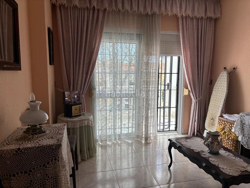 Foto 94a8365a-ae5d-45f8-a278-6eadce7337cc. Xalet amb xemeneia aparcament a Arroyo de la Miel Benalmádena