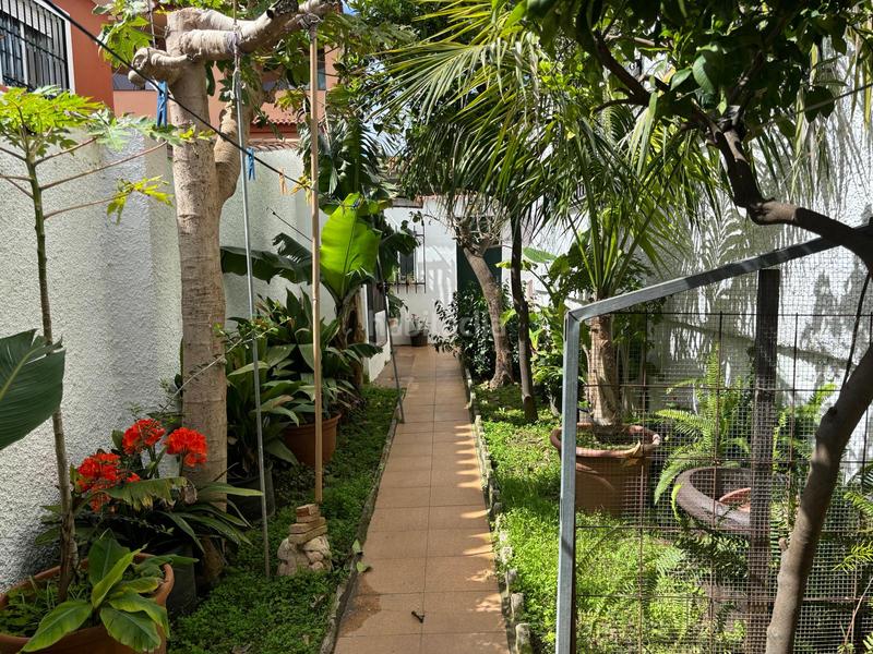 Foto a4a5e3d2-7d6d-4fdb-bba9-751c03e47d30. Xalet amb xemeneia aparcament a Arroyo de la Miel Benalmádena