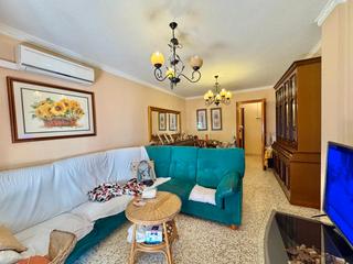 Pis a Calle las flores 27. Piso en venta en calle las flores