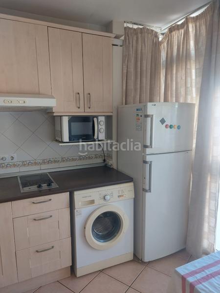 Foto 4bab99bb-a059-46be-b70e-35964fcc2b92. Miete studiowohnung in avenida manuel mena palma 50 in Benalmádena