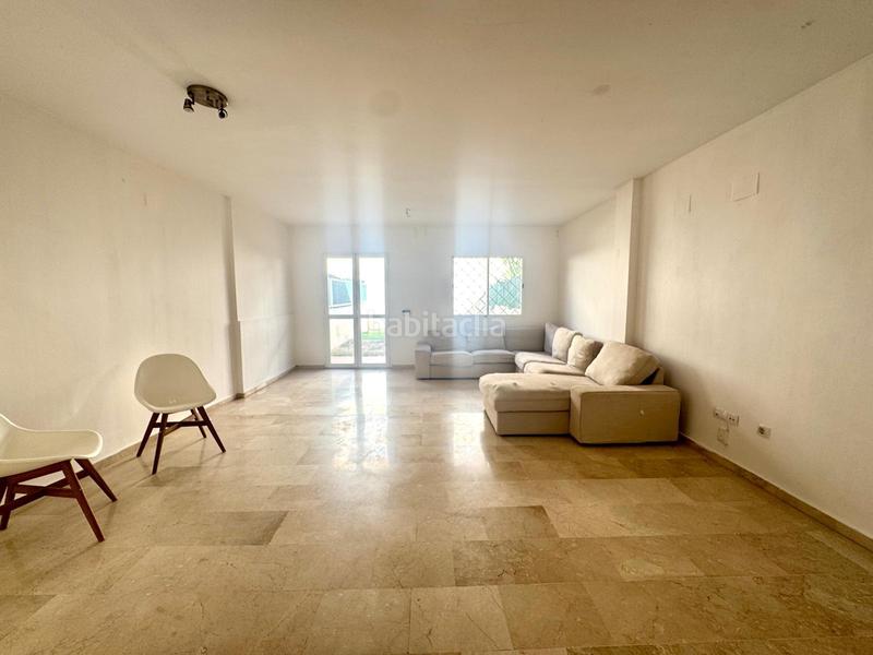 Foto e04cf230-2515-4a51-8a2a-821cab45f4b3. Reihenhaus in calle esparto 54 in Santangelo Benalmádena