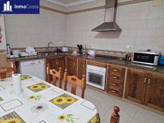 Casa a Centro-San Felipe-Huerta Fava. Casa en venta en semicentro, 3 dormitorios.