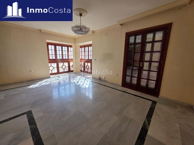 Foto a54a86f7-aa6f-46a9-a824-d6a528c5bcb2. Haus mit parking in Centro-San Felipe-Huerta Fava Línea de la Concepción (La)