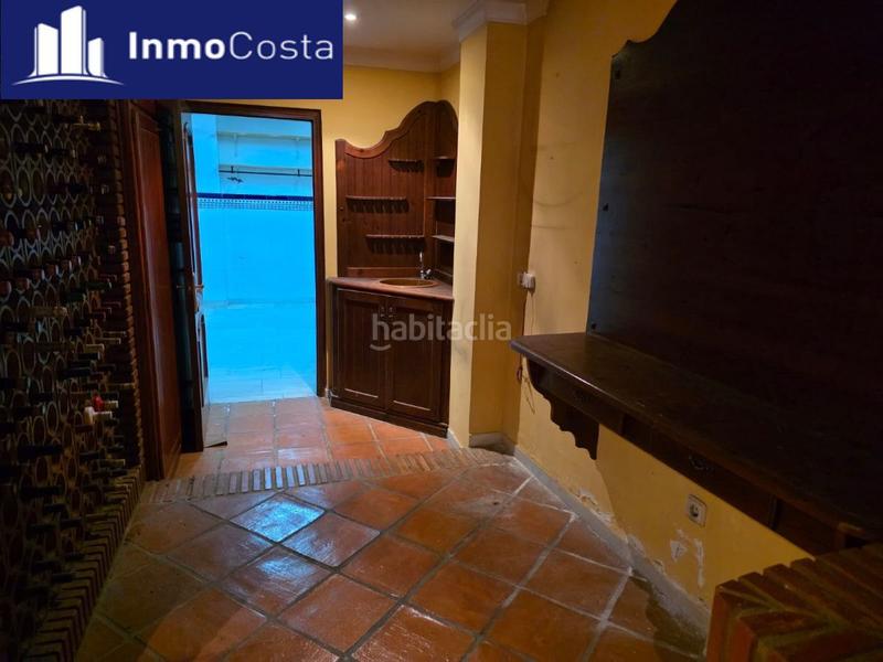 Foto ccc9568f-1a00-442d-8e53-fcf830358363. Haus mit parking in Centro-San Felipe-Huerta Fava Línea de la Concepción (La)