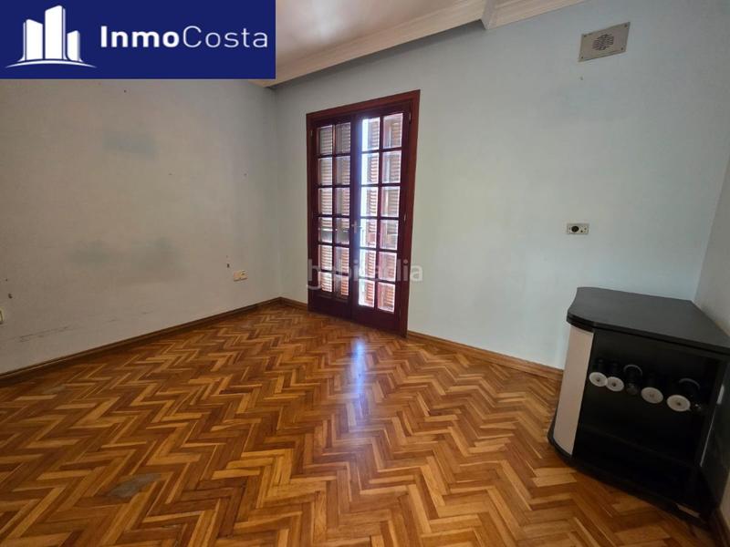 Foto ef731737-d261-431e-a4f4-dbe7080d1a11. Haus mit parking in Centro-San Felipe-Huerta Fava Línea de la Concepción (La)