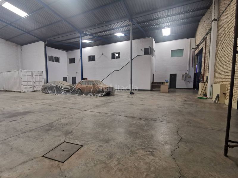 Foto 4d8a7c87-6cc8-44e3-afd7-43821768ef57. Location bâtiment à usage industriel dans Rinconada (La)