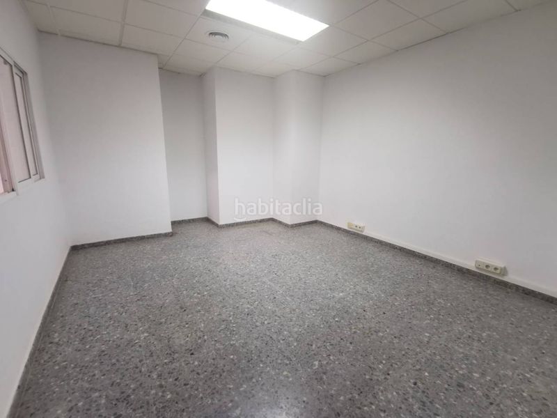 Foto e51eb511-0995-4694-aa39-5e493cc41d69. Location bâtiment à usage industriel dans Rinconada (La)