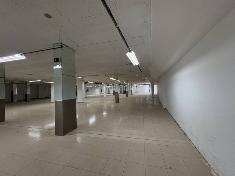 Foto 31e33199-03df-40b6-be5a-ef540cd10229. Local comercial local en venta en Alcalá del Río